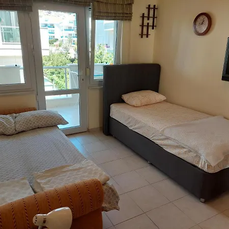 Dinek Mahallesi,eski Antalya Yplu Cad.,uygun Cleopatra 3 Sitesi No:59 Blok:e Daire:2 *