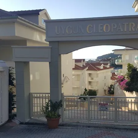 Dinek Mahallesi,eski Antalya Yplu Cad.,uygun Cleopatra 3 Sitesi No:59 Blok:e Daire:2 Apartmán